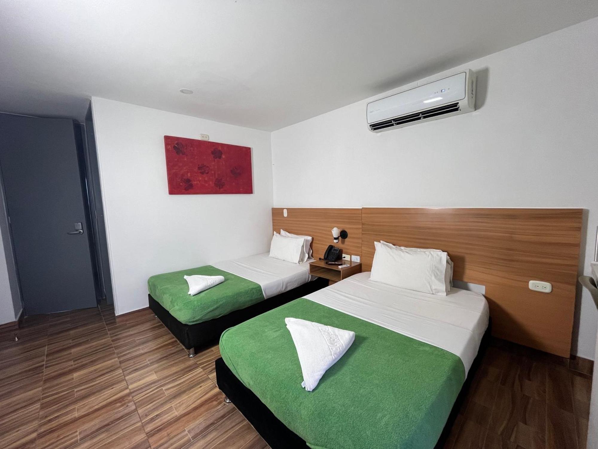Hotel Berdez Neiva  Bagian luar foto